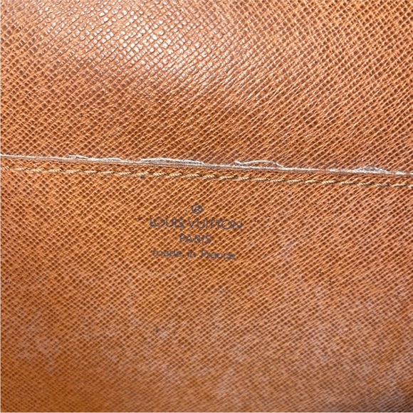 Louis Vuitton unisex briefcase, canvas monogram
💯 % authentic - Picture 8 of 17